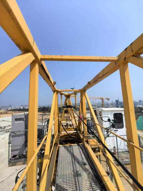 ZOOMLION Flat-Top Tower Crane WA6013-6A