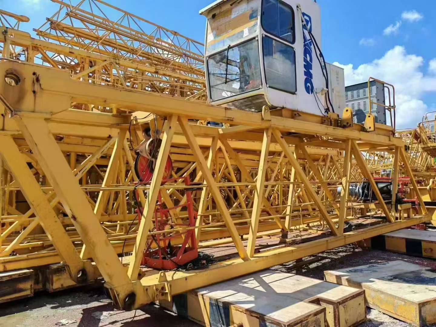 XCMG XGT7530-20 YOM 2018 with Good Working Condition
