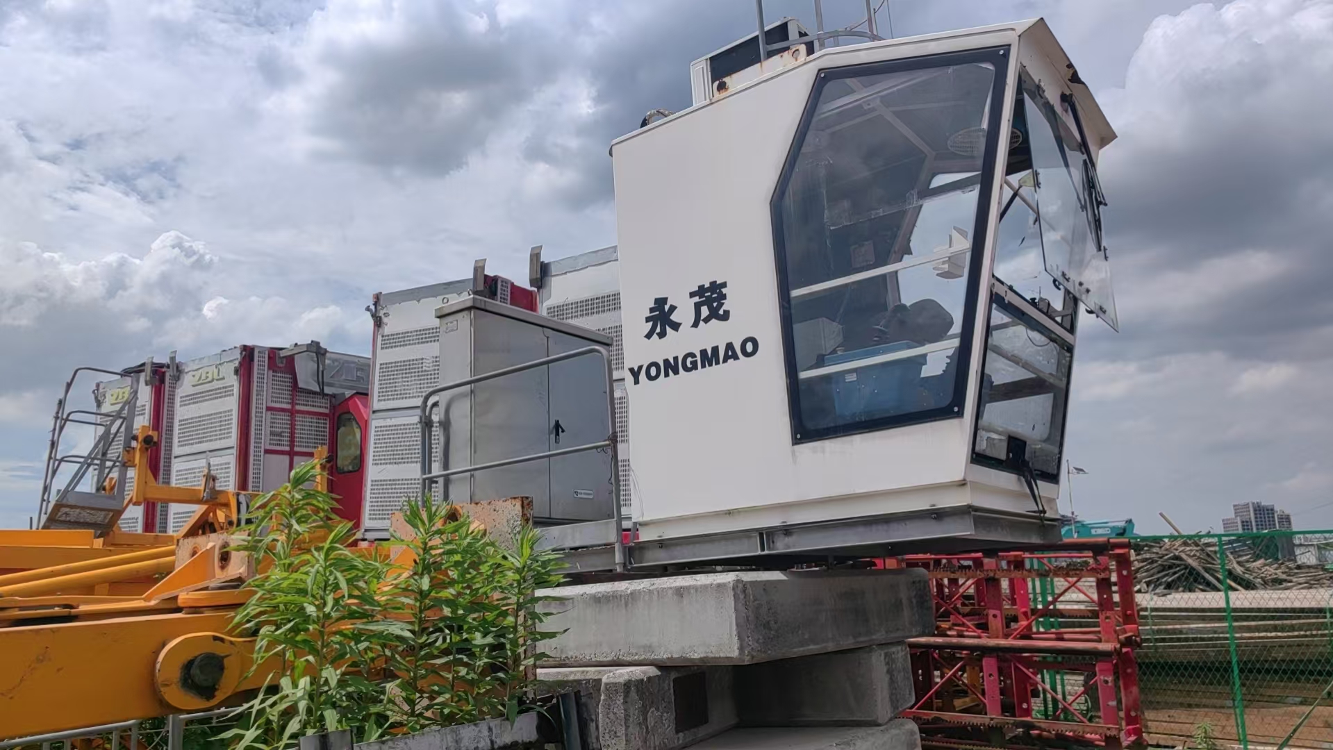 Year of Machine 2021 Yongmao STT153-10 Topless Tower Crane with L46