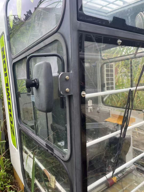 Zoomlion YOM 2023 Luffing Crane L260-16 with Very Good Condition