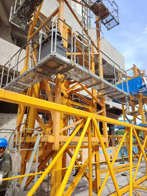  Zoomlion 7025-12 Is Dismantling And Going Down Ready To New Project YOM 2021