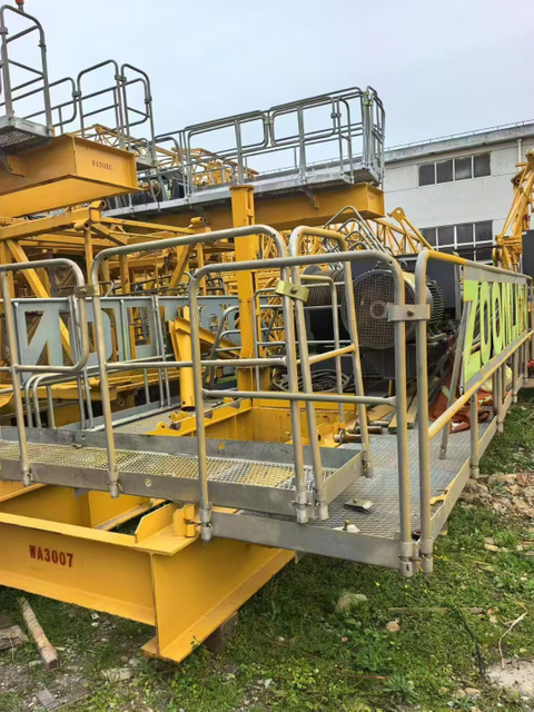 ZOOMLION Flat-Top Tower Crane WA7527-16D year of machine 2022